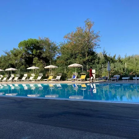 Toscana Charme Hotel Tirrenia